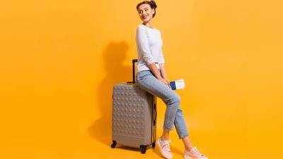 Luggage Bags On Amazon : घूमने की हो रही है तैयारी तो Amazon से ऑर्डर करें ये Luggage Bags