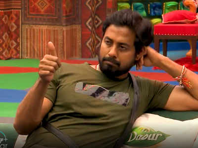 Bigg Boss 4 Promo: மீண்டும் ஆரியை டார்கெட் செய்த ரியோ, சோம்! அவரது ரியாக்ஷனை பாருங்க..