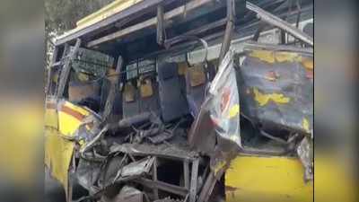 रीवा में School बस के ऊपर ट्रक गिरा, 5 लोगों की मौत