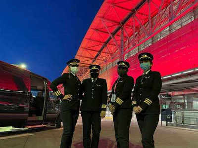 All women pilot on historic flight: थक्क करणारी कामगिरी; भारताच्या धाडसी महिला वैमानिकांचे ऐतिहासिक उड्डाण