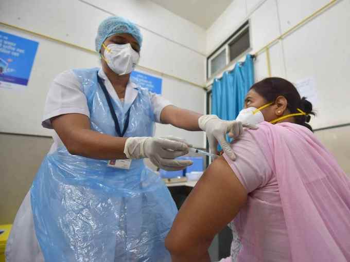 दिल्ली में कल आएगी कोरोना की वैक्सीन