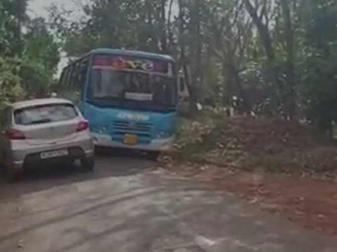 ​ആദ്യകാല റോഡ് ഇപ്പോഴും പഴയതുപോലെ