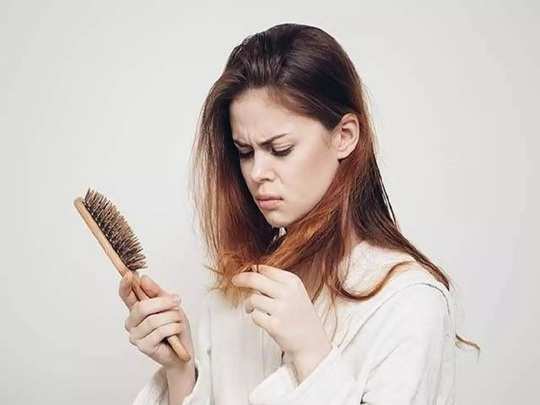 how to control hair fall naturally, முடி உதிர்தலை தடுக்க இயற்கையாக உதவும்  எளிமையான வழிமுறைகள்! - how to prevent hair loss by naturally in tamil -  Samayam Tamil