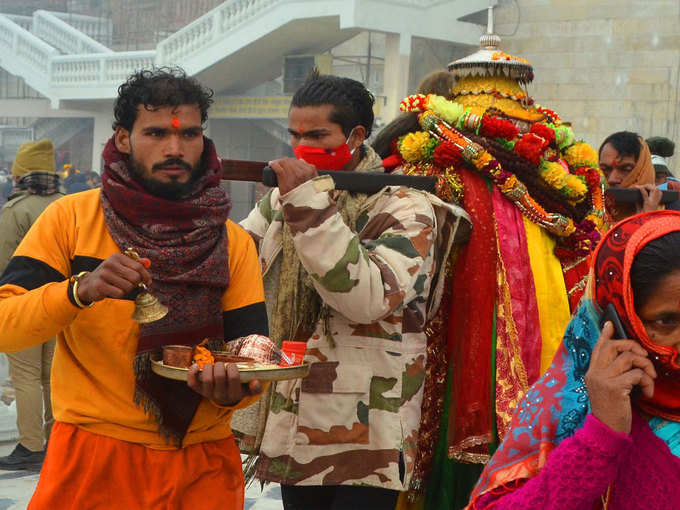 कोरोना गाइडलाइंस का ख्याल भी, लापरवाही पर चालान भी