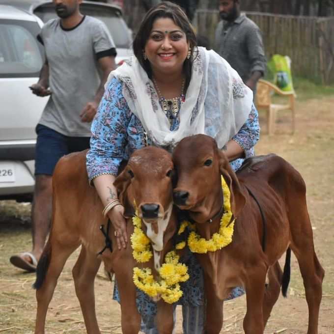 ಪುಟ್ಟ ಕರುಗಳ ಜೊತೆ ಕ್ರೇಜಿ ಕ್ವೀನ್