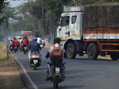 Traffic Safety Rules Survey: देश में ड्राइवरों की यह हकीकत जान आपको सड़क पर चलने में डर लगेगा!