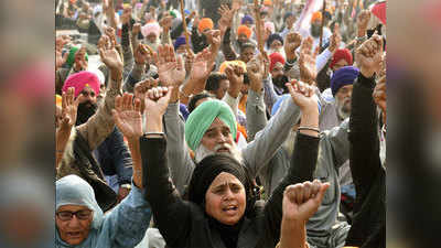 Farmers Protest : किसानों की ट्रैक्टर रैली के खिलाफ याचिका पर सोमवार को सुप्रीम कोर्ट में अहम सुनवाई