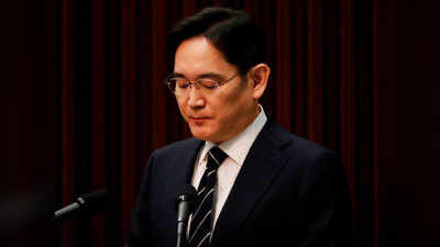 Samsung bribe scandal  सॅमसंगच्या उपाध्यक्षाला तुरुंगवासाची शिक्षा; या गुन्ह्यात आढळला दोषी