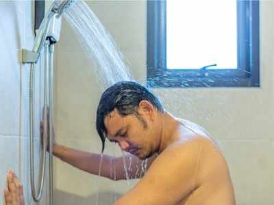 Winter Bath: सर्दी में रोज नहाना पड़ सकता है भारी, नहीं नहाने के हैं ढेरों फायदे