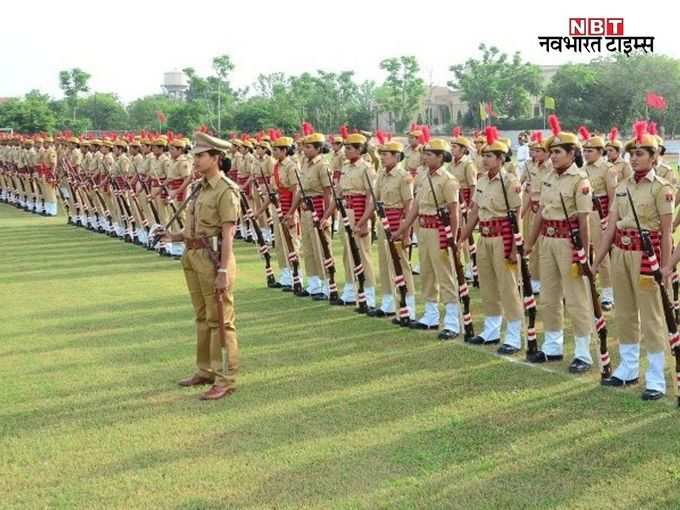 आगे की तारीख मांगी गई