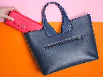 Women Handbags On Amazon : शॉपिंग जाना हो या ऑफिस, बेस्ट रहेंगे ये Women Handbags