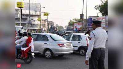 Car Insurance Premium : दिल्ली-नोएडा वाले ध्यान दें, अगर चालान कटा तो बढ़ जाएगा प्रीमियम