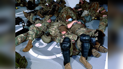 जो बाइडेन की सुरक्षा करने वाले सैनिकों का अपमान, भीषण ठंड में जमीन पर सोए