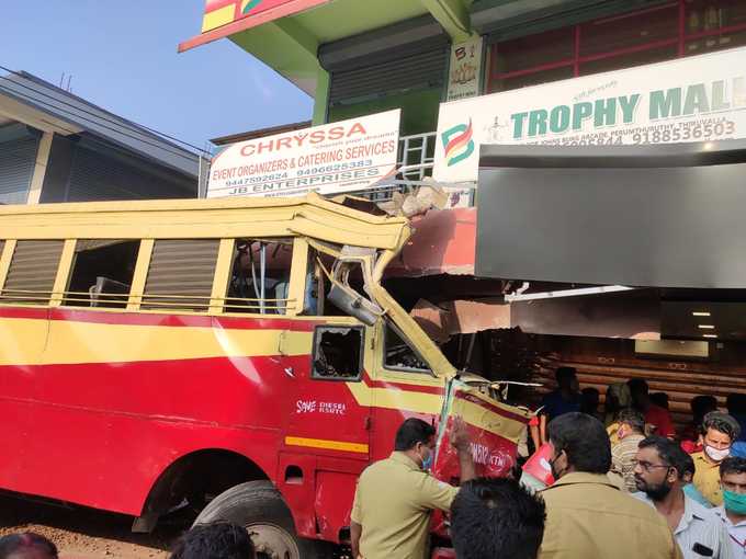 Thiruvalla KSRTC Bus Accident