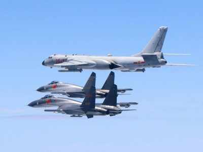 चीन ने फिर भेजा H-6K परमाणु बॉम्बर्स का बेड़ा, ऐक्शन में आए ताइवान ने दिखाईं मिसाइलें