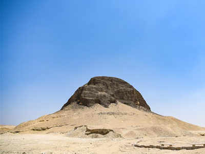 मिस्र: 4000 साल पहले फिरौन ने क्यों बनवाया था तैरता हुआ पिरामिड?