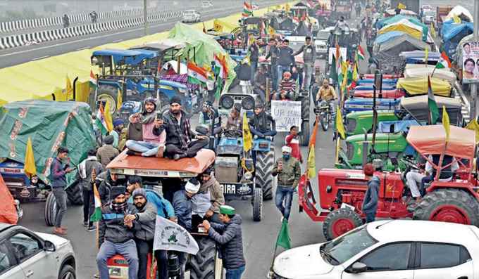 गाजीपुर बॉर्डर पर कुछ यूं डटे हैं किसान