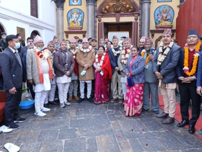 KP Oli News: कम्‍युनिस्‍ट से हिंदू बने नेपाली प्रधानमंत्री केपी ओली, पहली बार पशुपतिनाथ मंदिर में की पूजा