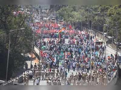 ಕೃಷಿ ಕಾಯ್ದೆ ಹಿಂಪಡೆಯಿರಿ, ರಾಜಧಾನಿಯಲ್ಲಿ ರೈತ, ಕಾರ್ಮಿಕರ ಒಕ್ಕೊರಳ ಆಗ್ರಹ