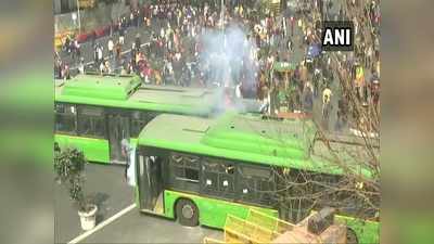 किसान यूनियनों ने ट्रैक्टर रैली हिंसा से खुद को किया अलग, बोले- असामाजिक तत्वों ने आंदोलन में की घुसपैठ