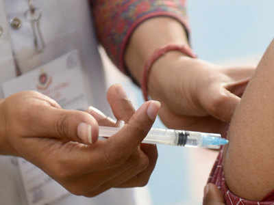 दिल्ली में 6,500 से अधिक लोगों को कोविड-19 के टीके लगाए गए