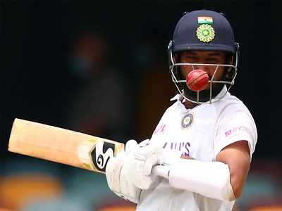 India vs Australia: चार उंगली से ही पकड़ पा रहे थे बैट फिर भी डटे रहे, चेतेश्वर पुजारा ने बताई ब्रिसबेन टेस्ट की उस संघर्षपूर्ण पारी की कहानी