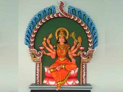 ஸ்ரீ லலிதா த்ரிசதீ நாமாவளி : Lalitha Trishati Navamavali