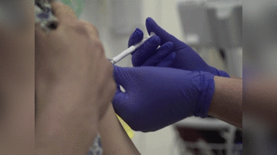 कोरोना को हराने की कवायद तेज, अब तक देश में 35 लाख से अधिक लोगों को लगा टीका