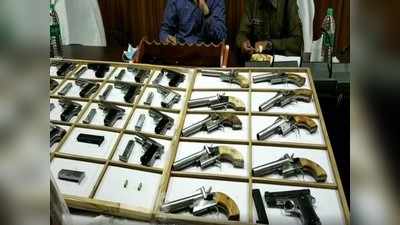 Madhya Pradesh News : खरगोन में मिला हथियारों का जखीरा, 27 पिस्टल के साथ 4 आरोपी गिरफ्तार