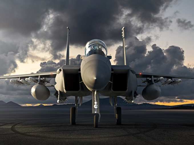किसी भी लड़ाकू विमान को मात दे सकता है एफ-15ईएक्स