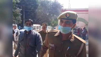 खुद को एडवोकेट जनरल बता रायबरेली के DM को धमकाया, पुलिस ने किया गिरफ्तार