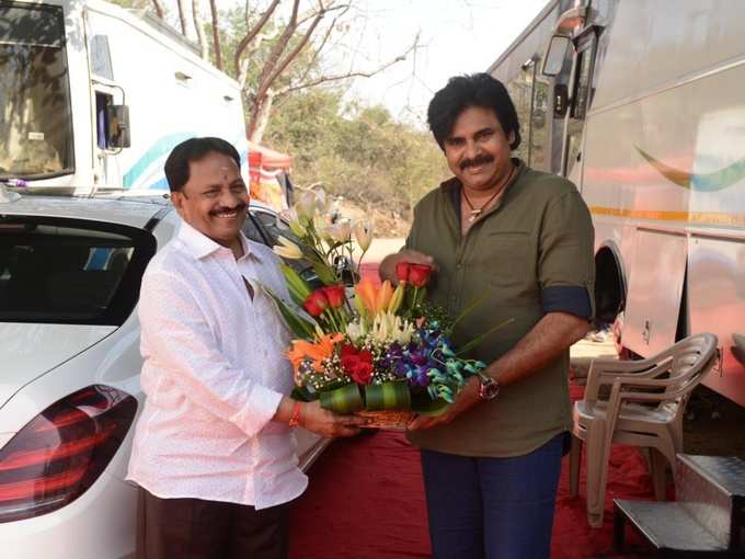 Pawan Kalyan Am Rathnam meeting