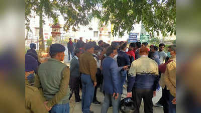 Varanasi News: BHU में फिर बवाल, दो हॉस्टल के छात्रों में मारपीट के बाद पथराव, पुलिस फोर्स तैनात