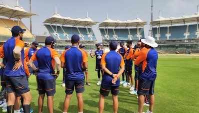 IND vs ENG : इंग्लंडविरुद्धच्या पहिल्या कसोटीत कोण करणार भारताची सलामी, कोहलीचा व्हिडीओ व्हायरल
