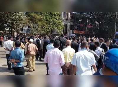 ಬೆಳಗಾವಿ: ಪೊಲೀಸ್‌ ವಿರುದ್ಧ ವಕೀಲರ ಪ್ರತಿಭಟನೆ