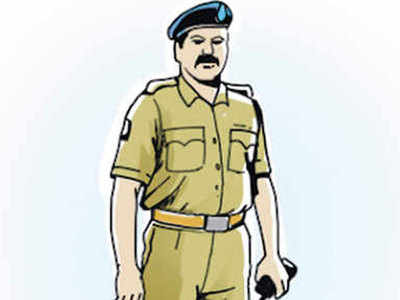 लखनऊ पुलिस कमिश्नरेट में 6 अधिकारियों के तबादले, एक का प्रमोशन