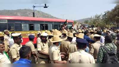 ಕೃಷಿ ಕಾನೂನು ವಿರೋಧಿಸಿ ಹೆದ್ದಾರಿಗಿಳಿದ ರೈತ: ಮೈಸೂರಲ್ಲಿ 1 ಗಂಟೆ ರಸ್ತೆ ತಡೆ