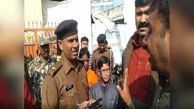 Muzaffarpur News: सैनिक स्कूल में प्रवेश परीक्षा में खास बच्चों को नकल, छात्रों-परिजनों ने किया सेंटर पर हंगामा