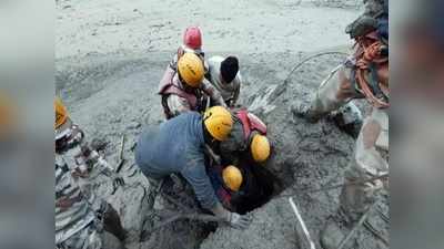 Uttarakhand tragedy: जिंदगी की आस कब तक... दूसरी सुरंग में फंसे मजदूरों तक पहुंचना हुआ दूभर