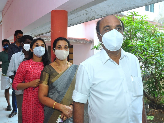 ​രണ്ട് ടേം പൂർത്തികരിച്ചവരിൽ മന്ത്രിയും ഡെപ്യൂട്ടി സ്പീക്കറും