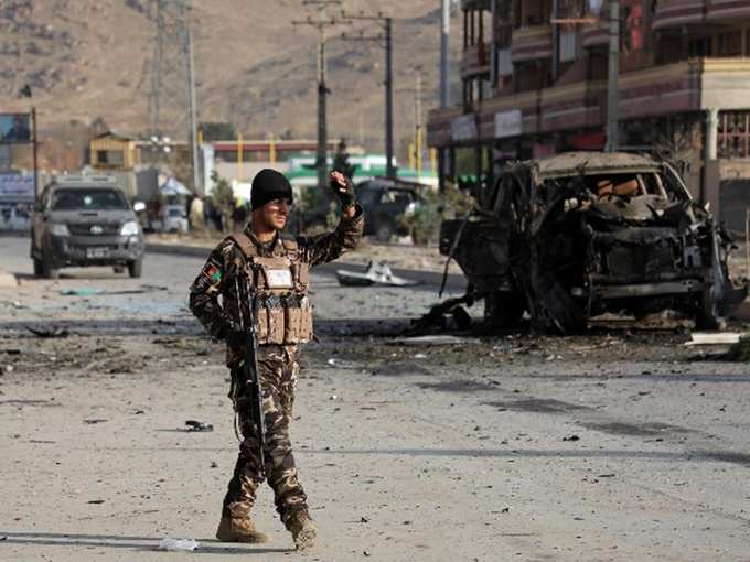 अफगानिस्तान तो पिछले 25 साल से लड़ रहा जंग