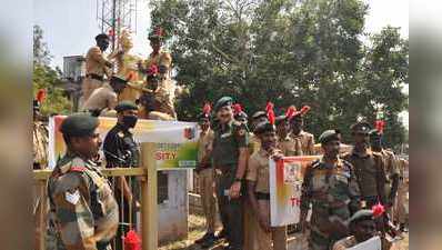 NCC: சுதந்திர போராட்ட தியாகிகள் சிலைகளை சுத்தம் செய்யும் தேசிய மாணவர் படை