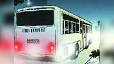 Andhra Pradesh Bus Accident: विशाखापत्तनम में पहाड़ी से नीचे गिरी टूरिस्ट बस, 4 लोगों की मौत की आशंका
