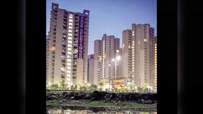Noida News: स्पोर्ट्स सिटी में फंसे 15 हजार फ्लैट खरीदार, जानें क्या है वजह?