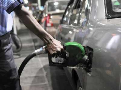 Petrol-Diesel की कीमतों में आग, कांग्रेस ने MP में 20 फरवरी को बुलाया आधे दिन का बंद