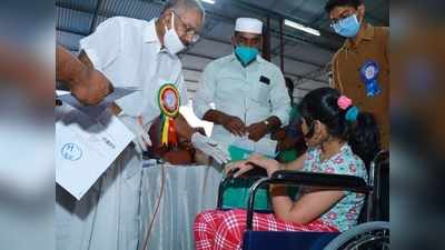 ഹന്നക്ക് ഇത് സ്വപ്ന സാക്ഷാത്ക്കാരം... ഇടുങ്ങിയ മുറിയുടെ ഇത്തിരിവെളിച്ചത്തിൽ നിന്ന് മോചനം, മന്ത്രിയുടെ ഉറപ്പിൽ അവർ മടങ്ങി