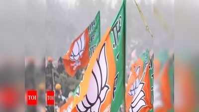 বেলেঘাটায়  BJP-র পার্টি অফিস ভাঙচুর, জখম ১