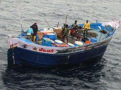 ब्लॉगः मछुआरों के लिए जानलेवा बनी समुद्री सीमा