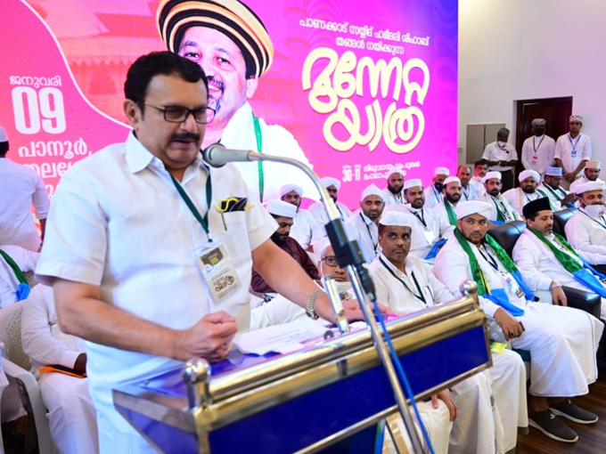 ​ആർഎംപിയുമായി ചർച്ചകൾ തുടങ്ങിയെന്ന് മുരളീധരൻ