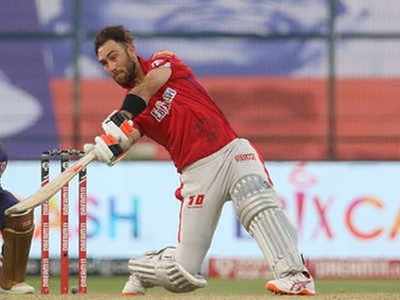 দর উঠল ১৪.২৫ কোটি! বিরাটের RCB-তে ম্যাড ম্যাক্স